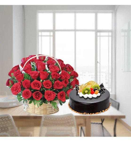 40 Roses Basket with Chocolate Fruit Cake