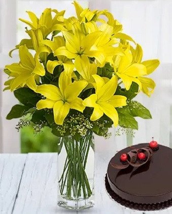 Yellow Asiatic with Cake