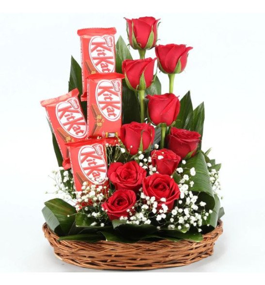 Kitkat n  Red Roses Basket