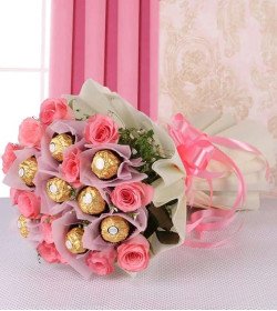 Baby Pink Roses n Ferrero Rocher Bouquet