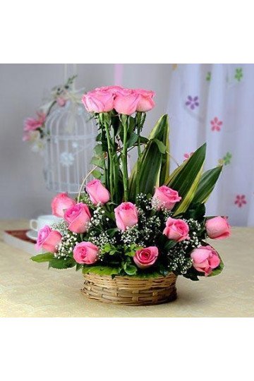 Anonymous Love - 20 Roses In Basket Anonymous Love - 20 Roses In Basket