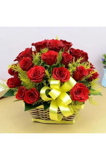 Classic Round Shape Basket of Red Roses Classic Round Shape Basket of Red Roses