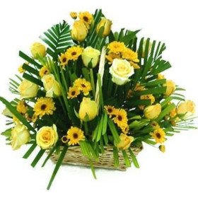Roses Chrysanthemums Basket Roses Chrysanthemums Basket