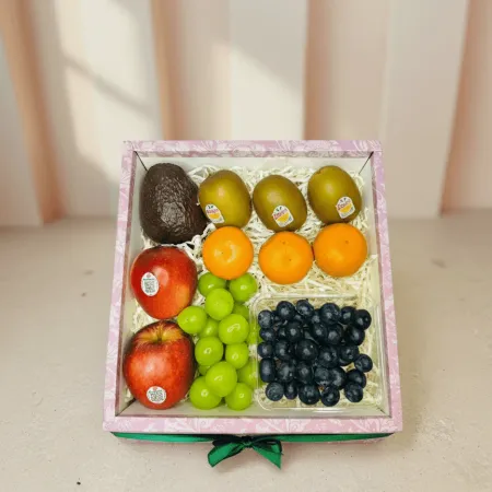 The Garden Of Eden Box Fresh & Dry Fruits