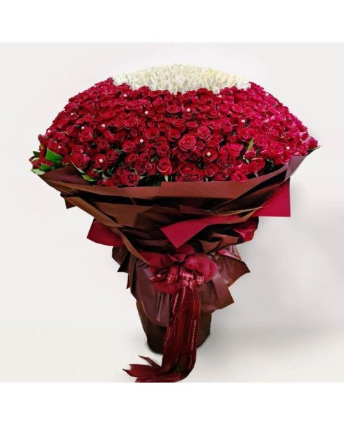 Elegance Hand Bouquet