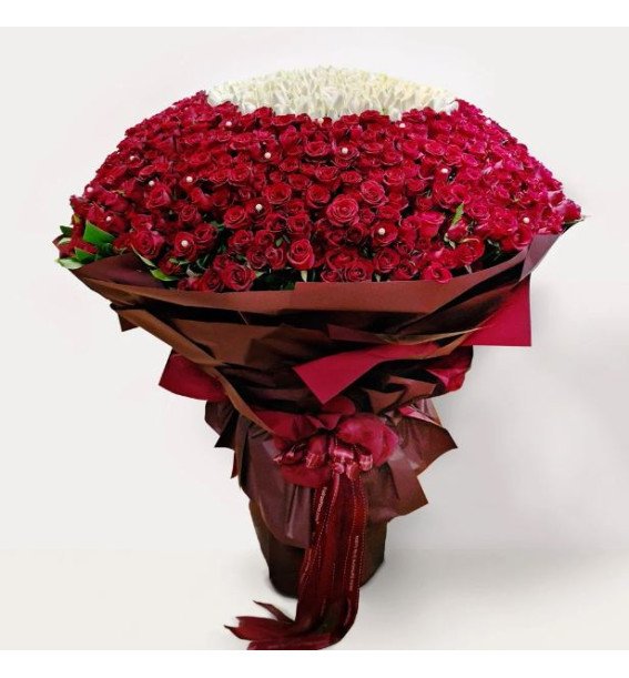 Elegance Hand Bouquet