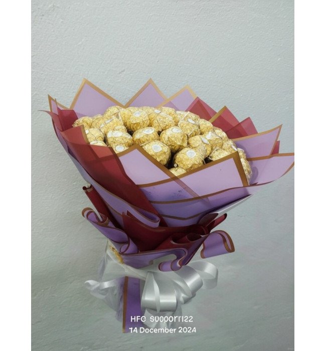 Golden Delight – 48 Ferrero Rocher Chocolate Bouquet