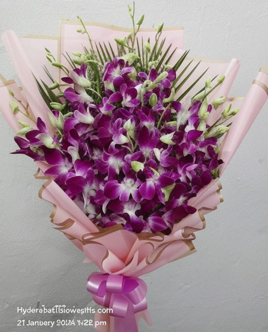 Royal Bloom – Premium Orchids Bunch