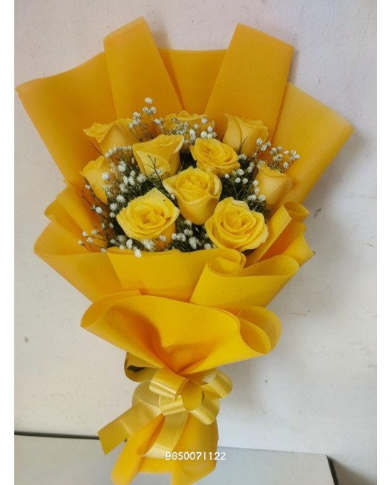 Sunshine Glow – 10 Yellow Roses Premium Bunch