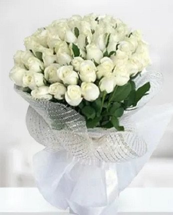 40 White Roses Bouquet
